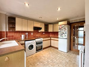 Photo 4- click for photo gallery